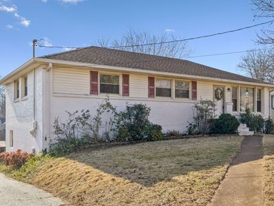 1928 Valley Park Dr, Nashville, TN, 37216