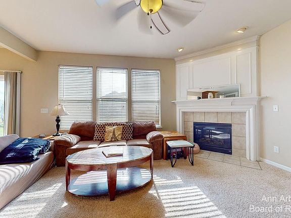 4th image of 9333 Creekway Dr