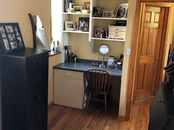5th image of 1458 N Bosworth Ave APT 2R
