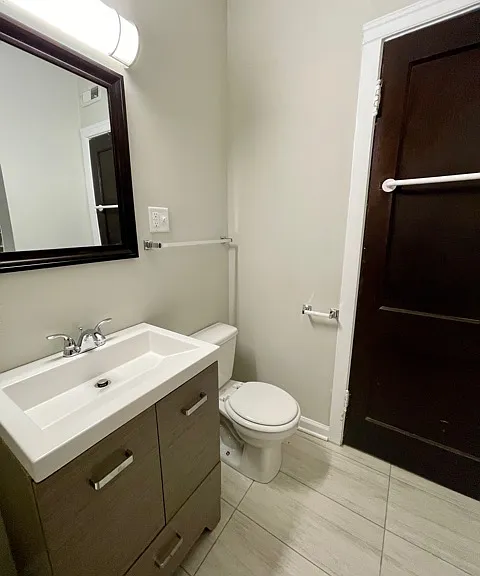 4452 N Winchester Ave #2 — Photo 11