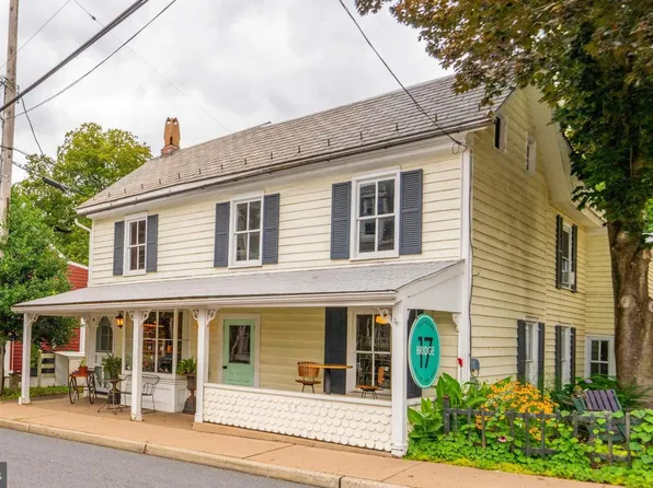 17 Bridge St, Milford, NJ 08848