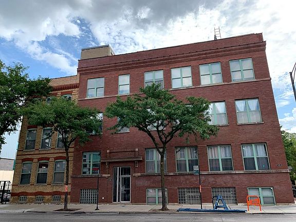 2nd image of 1701 N Damen Ave APT 110
