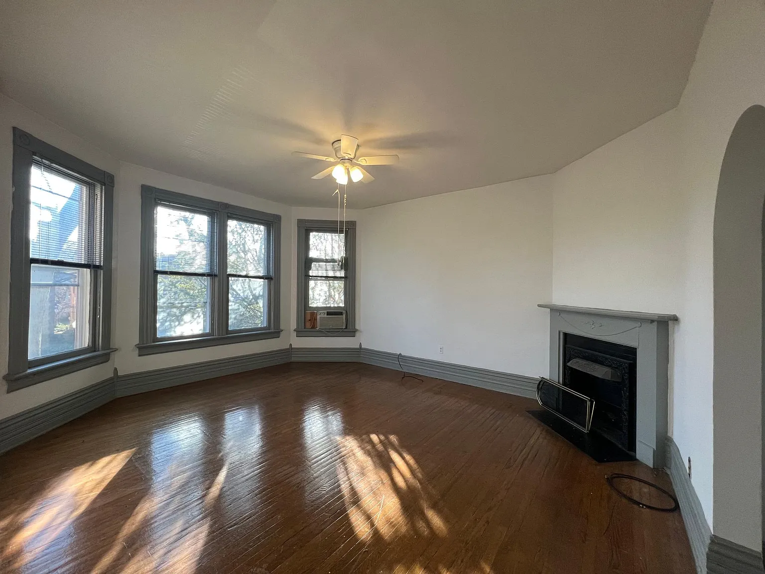 2 bed, $1,650 — Photo 4