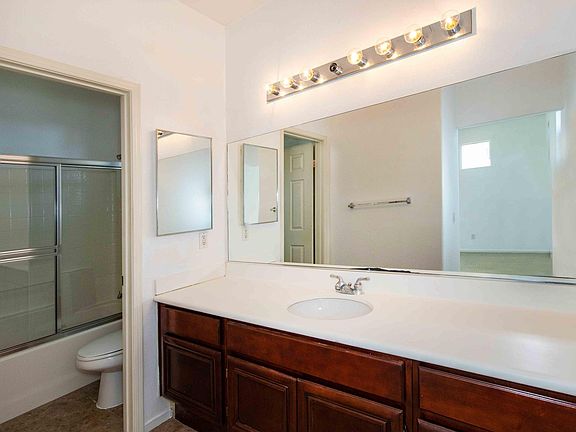 4th image of 40208 Grenache Ct