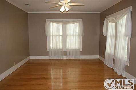 2nd image of 1601 Maplewood Ave