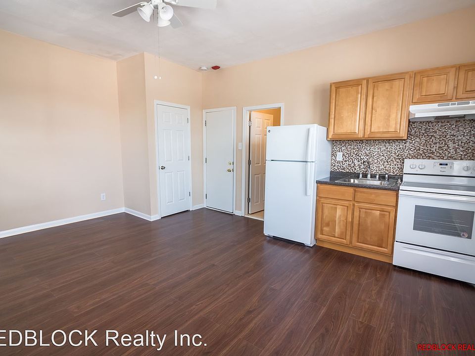 2nd image of 4910 E Cheltenham Ave #2F