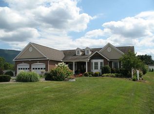 101 N Whissen St, Edinburg, VA 22824