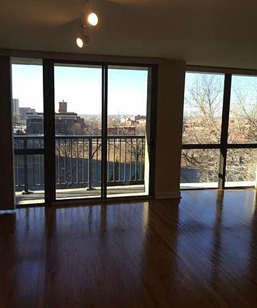 5th image of 600 E Admiral 603 Blvd #603