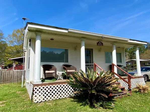 19 Easy St, Picayune, MS 39466