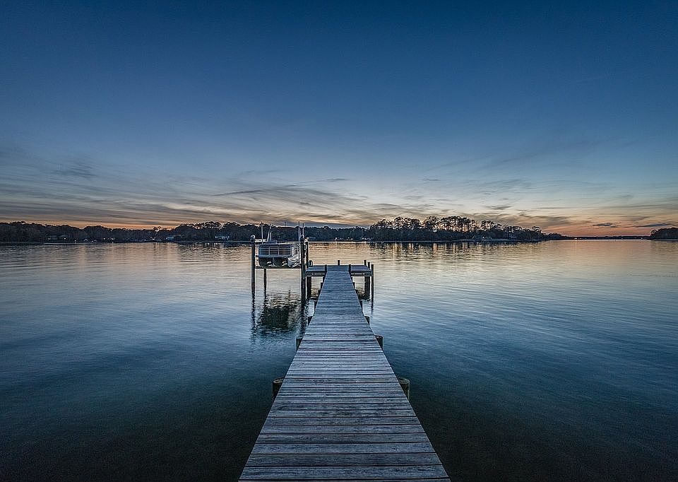  Linkhorn Bay