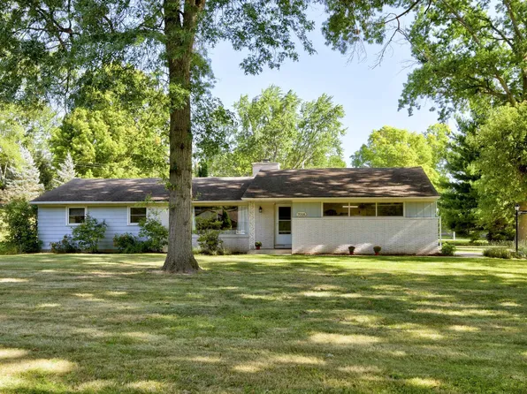 7018 Woodhue Ln, Fort Wayne, IN 46804