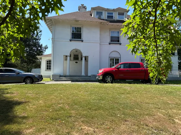 200 Ballantine Pkwy, Newark, NJ 07104