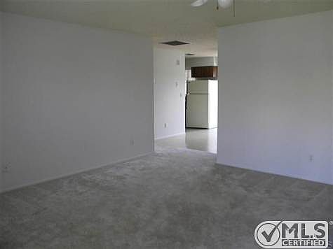 2nd image of 128 SE 16th Pl