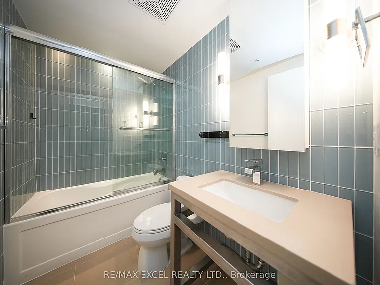 80 John St #1802 — Photo 19