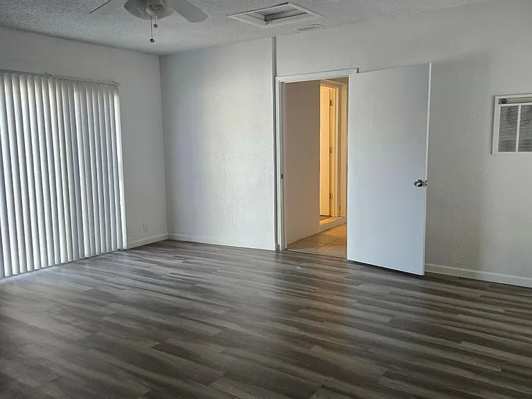 620 E Broadway Ln — Photo 14