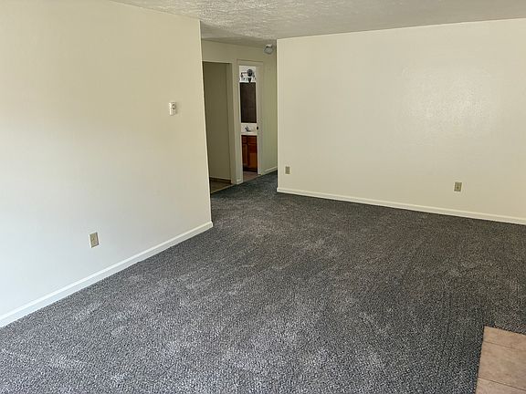 2nd image of 2610 N Madelia St