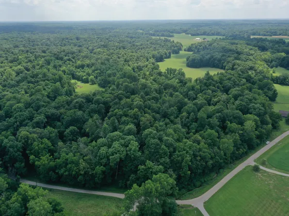 1 W Cardinal Rd, Rockville, IN 47872