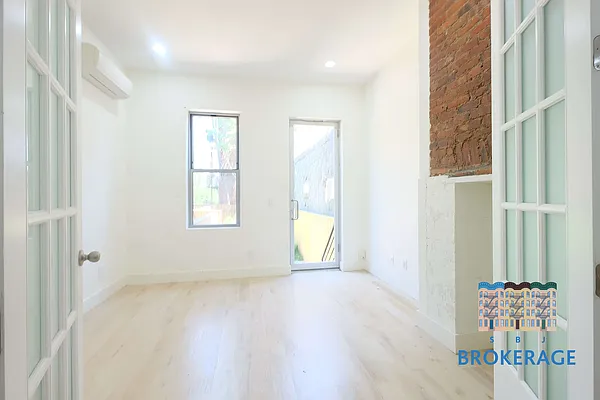 Rented by SBJ Brokerage, LLC | media 4