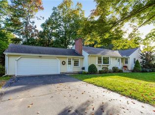 66 Olde Stage Rd, Glastonbury, CT 06033