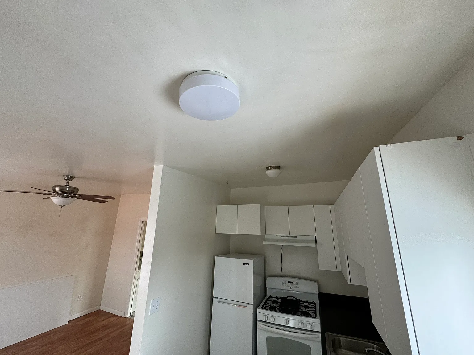 1826 S 1100 E — Photo 2