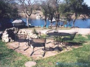 2717 Oak Ridge Dr, Spicewood, TX 78669