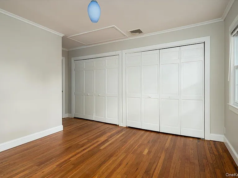 32 Chester Ave — Photo 20