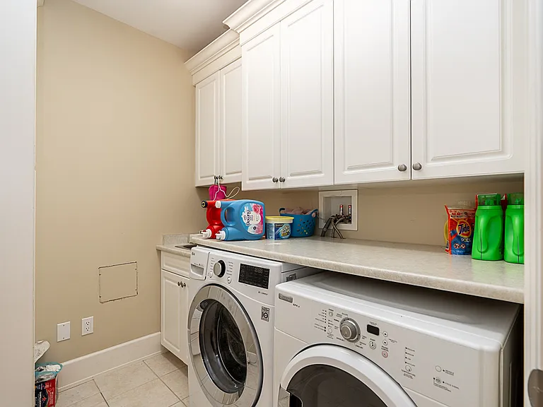2492 W 45th Ave #B — Photo 10