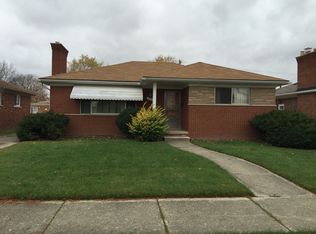 24861 Roxana Ave, Eastpointe, MI 48021