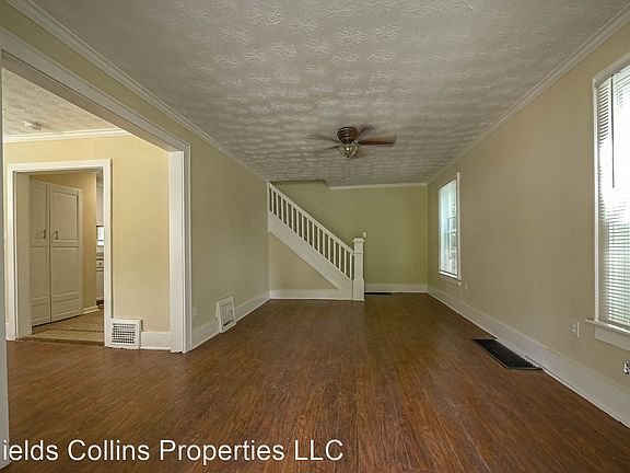 3rd image of 801 Kennebec Ave