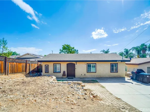 23765 Goetz Dr, Canyon Lake, CA 92587