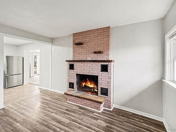 4th image of 4267 Torrey Rd