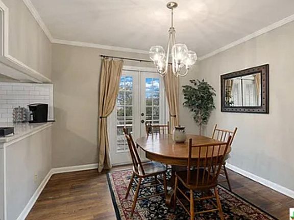 2nd image of 1526 La Manda Blvd