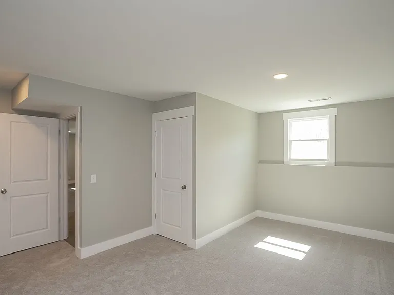 1608 Autumn Ridge Dr — Photo 11