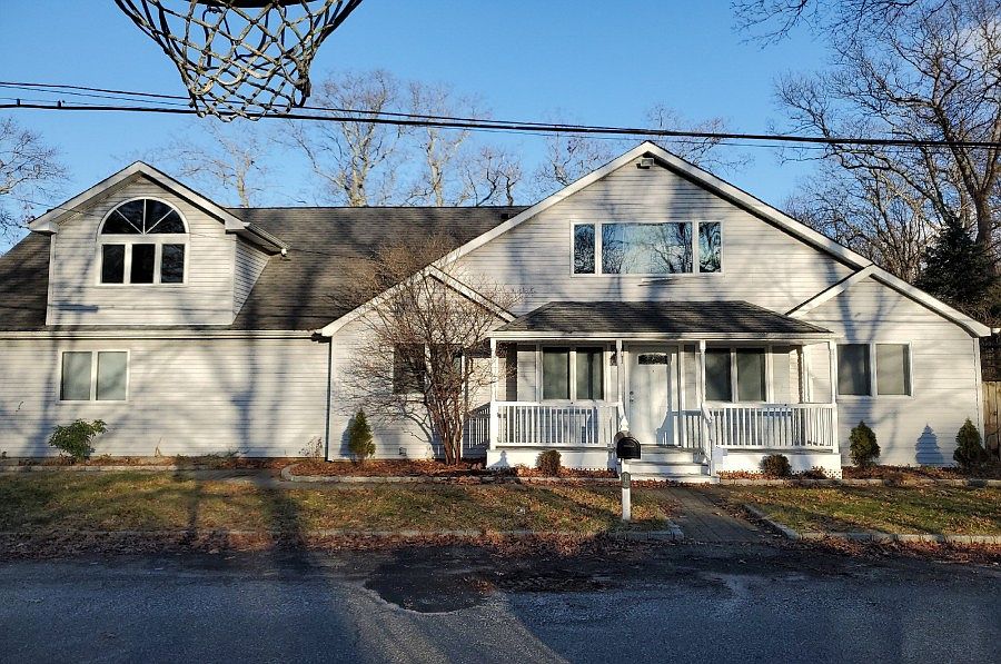 1st image of 173 Longfellow Dr