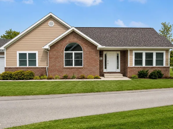 8026 Joshua Ln, Maumee, OH 43537