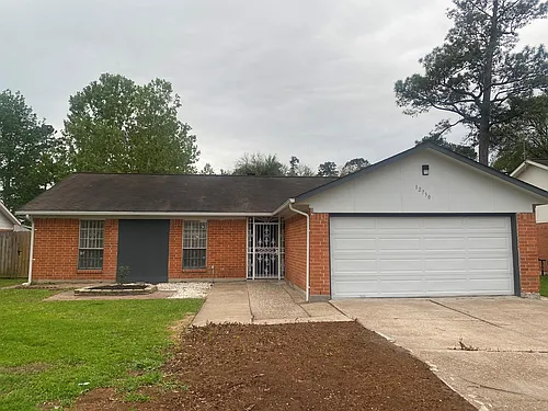 12730 Labelle Ln Photo 1