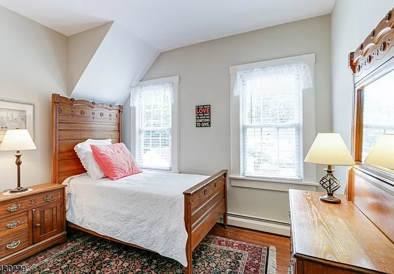 34 Fairview Ave #2 — Photo 12