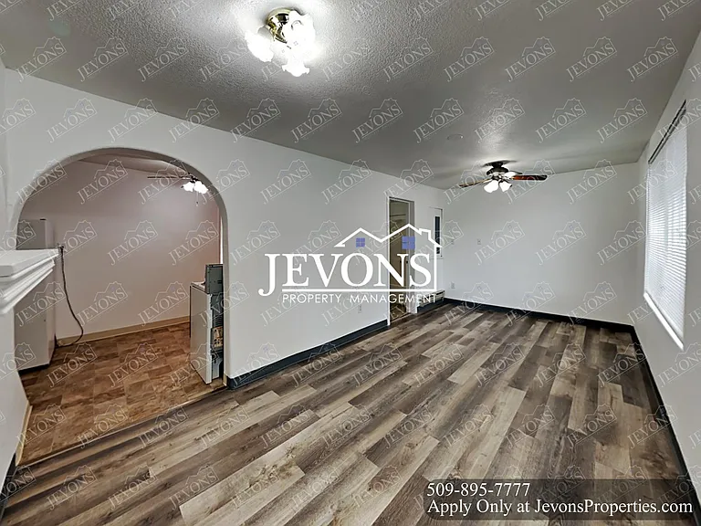 1509 Swan Ave — Photo 10