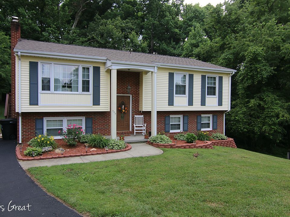 1st image of 802 Halifax Cir