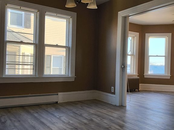 5th image of 517-519 2nd St #2