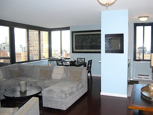 Sold by Sotheby's International Realty | media 4