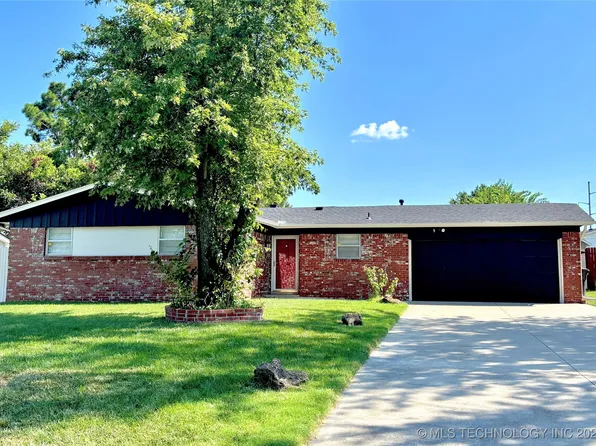 11312 E 15th Pl, Tulsa, OK 74128