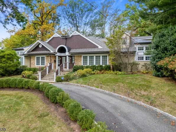 58 Far Brook Dr, Millburn Twp., NJ 07078