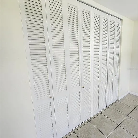 2023 Gold Ave — Photo 4