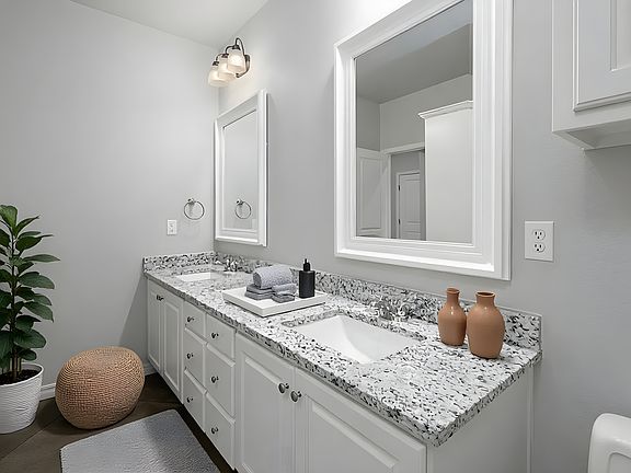 5th image of 7606 Beck Dr