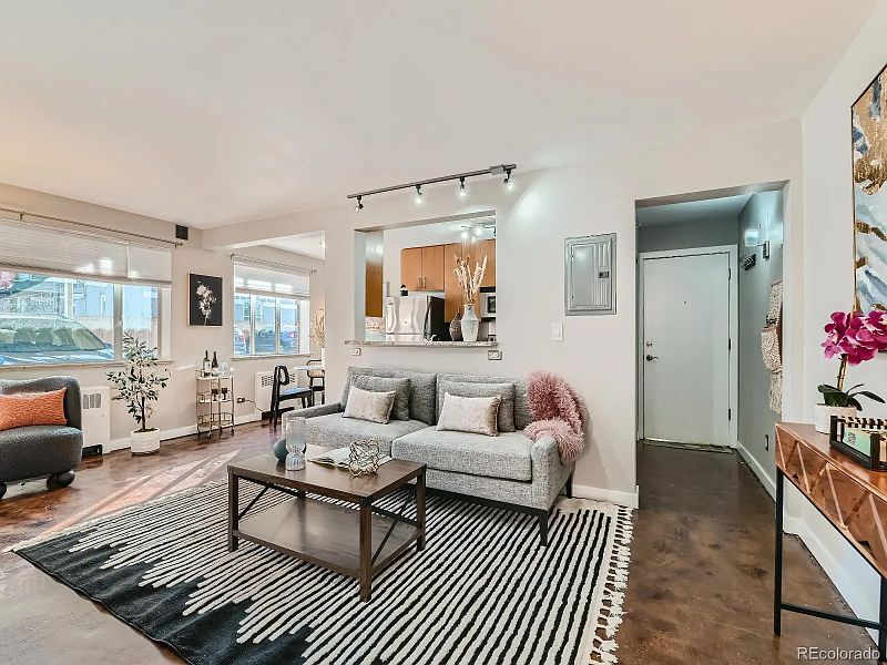 1st image of 500 E 11th Ave APT 204