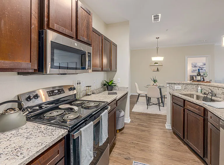 Belmere Luxury Apartments — Photo 6