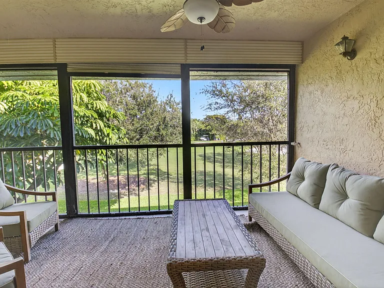 7455 Glendevon Ln #206 — Photo 33