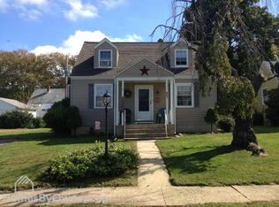 427 Locust Rd, Hellertown, PA 18055