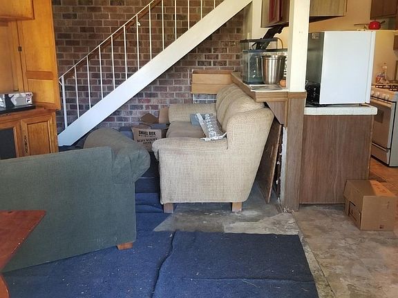 3rd image of 11563 Quartz Dr APT 3